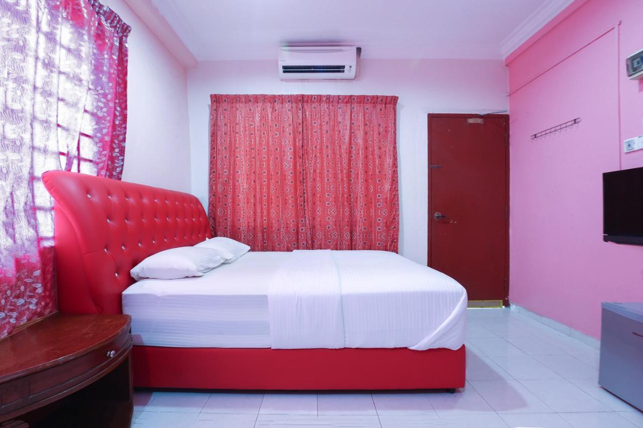 Oyo 89892 Hotel Jeli Inn Eksteriør bilde